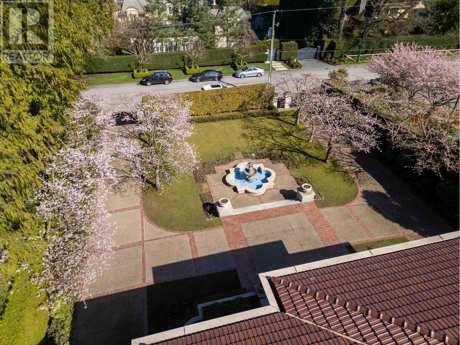 4778 DRUMMOND DRIVE