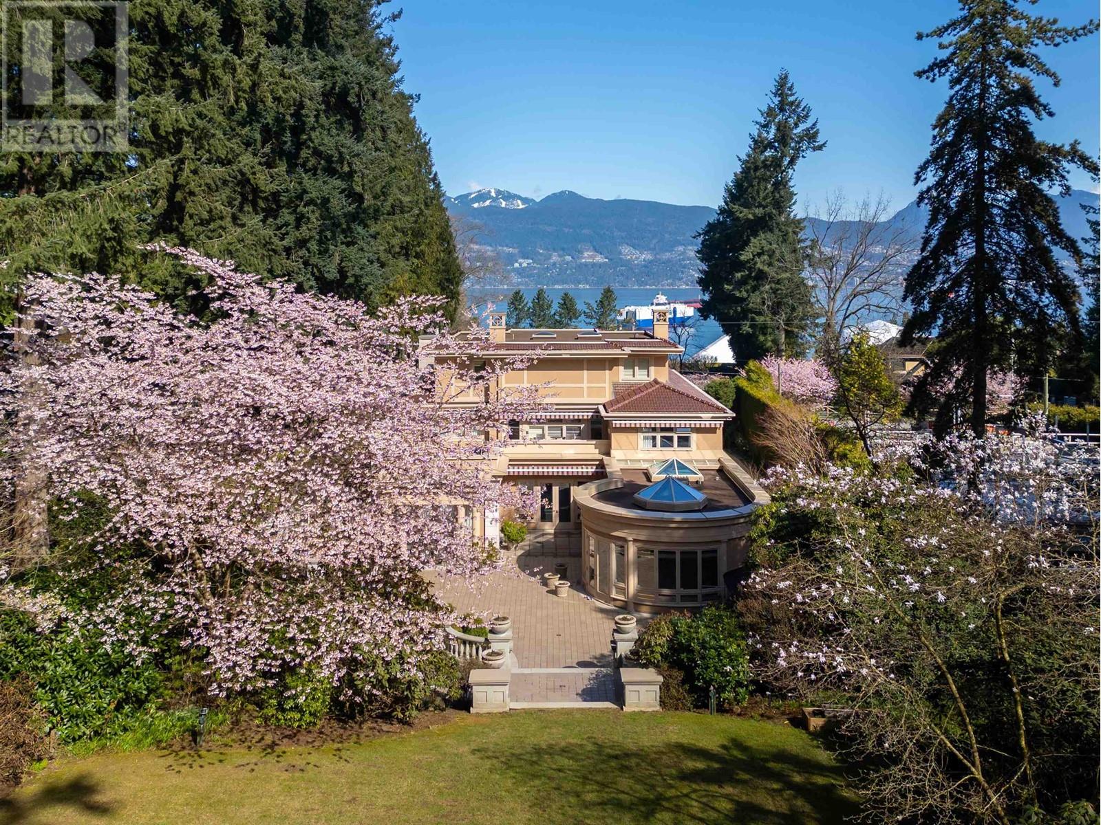 4778 DRUMMOND DRIVE