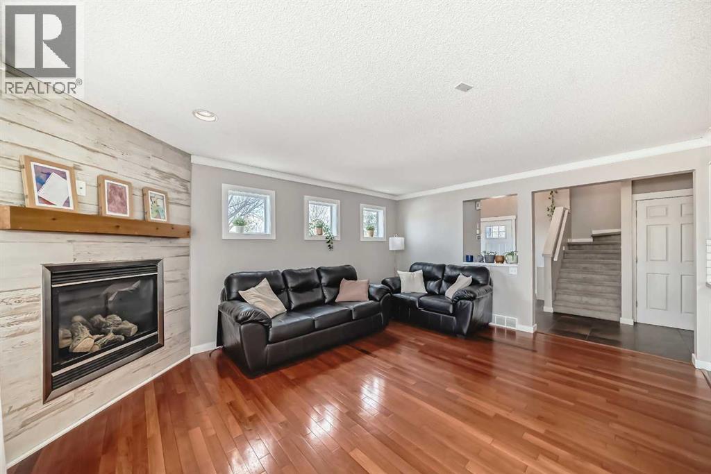 223 Copperfield Green