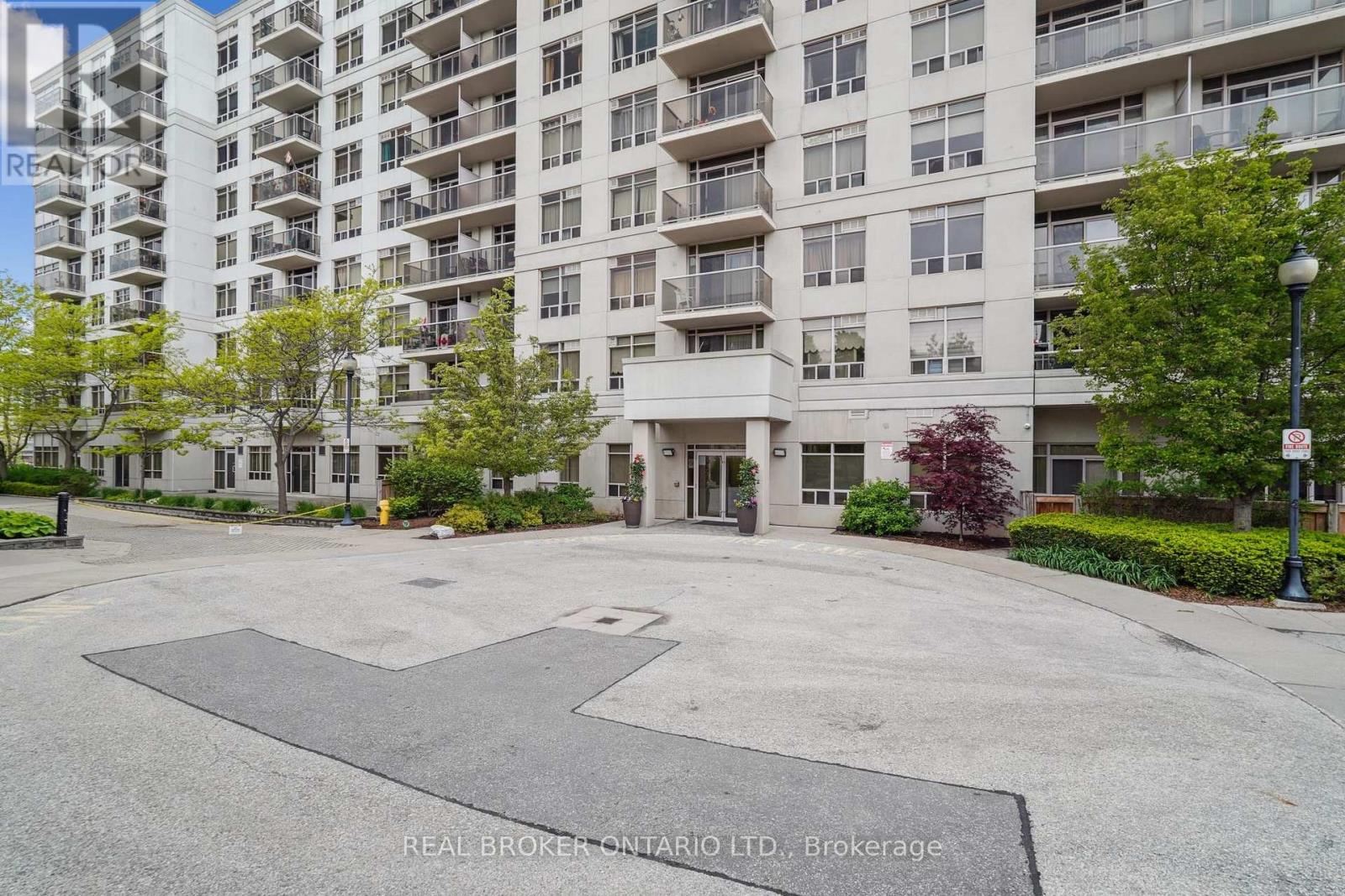 926 - 3650 KINGSTON ROAD