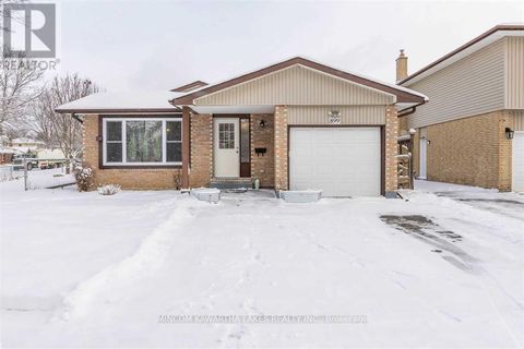 899 ASHDALE CRESCENT W Peterborough (Ashburnham Ward 4) ON K9H7H6