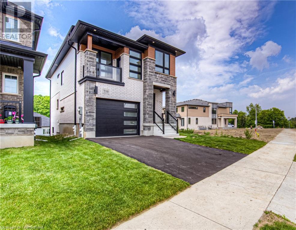 719 BENNINGER Drive