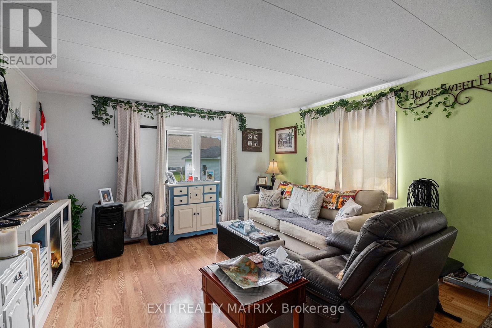 870 CONCESSION 1 ROAD