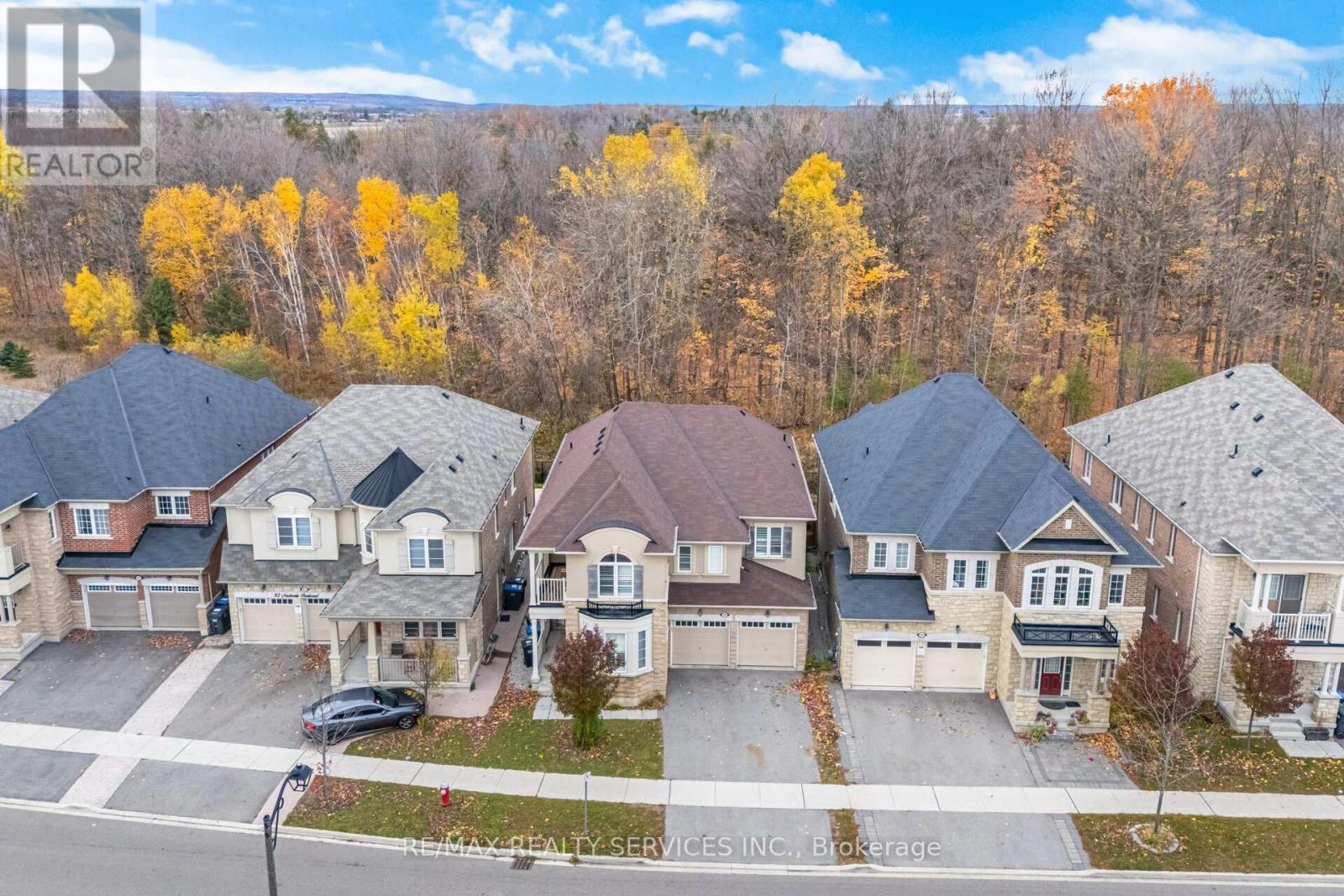 94 NEWHOUSE BOULEVARD