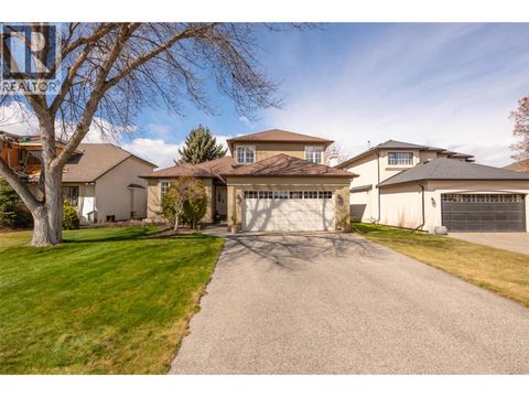 889 Mission Springs Crescent Kelowna BC V1W3L9