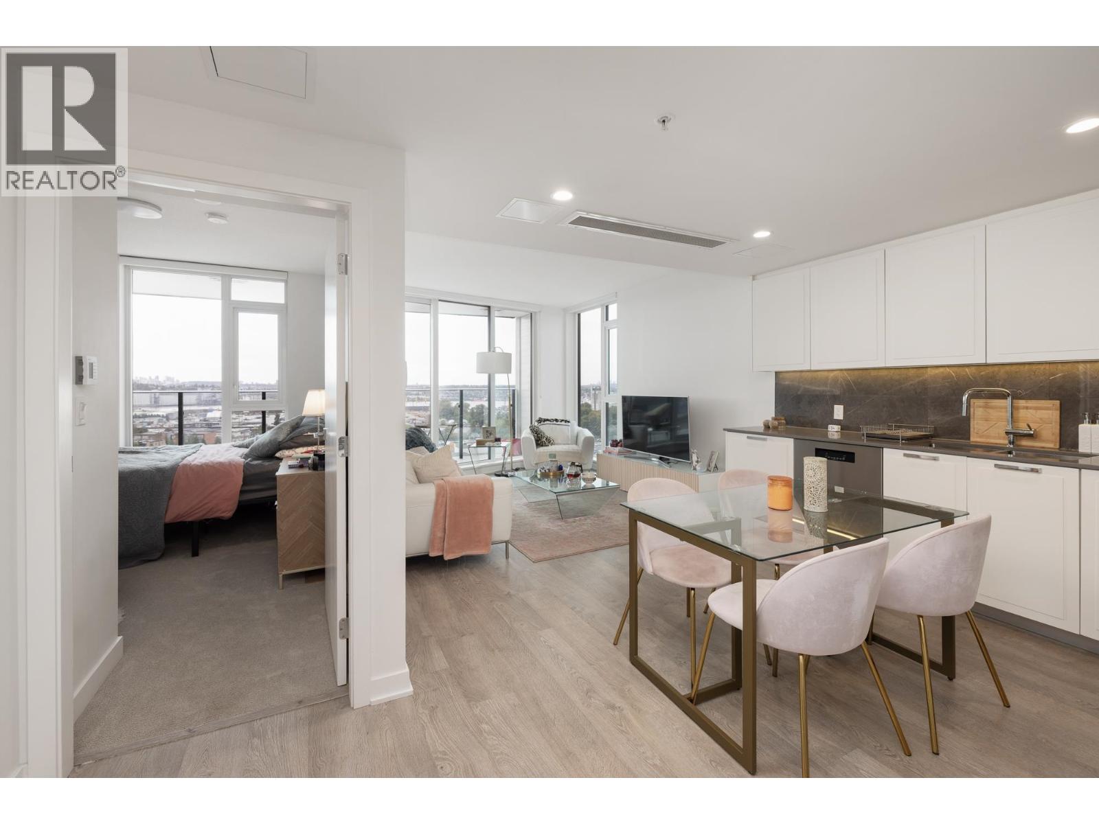 1705 1401 HUNTER STREET