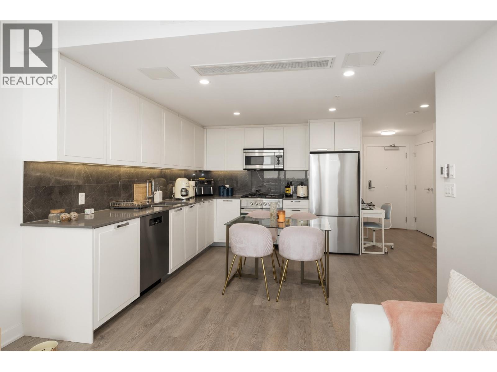 1705 1401 HUNTER STREET