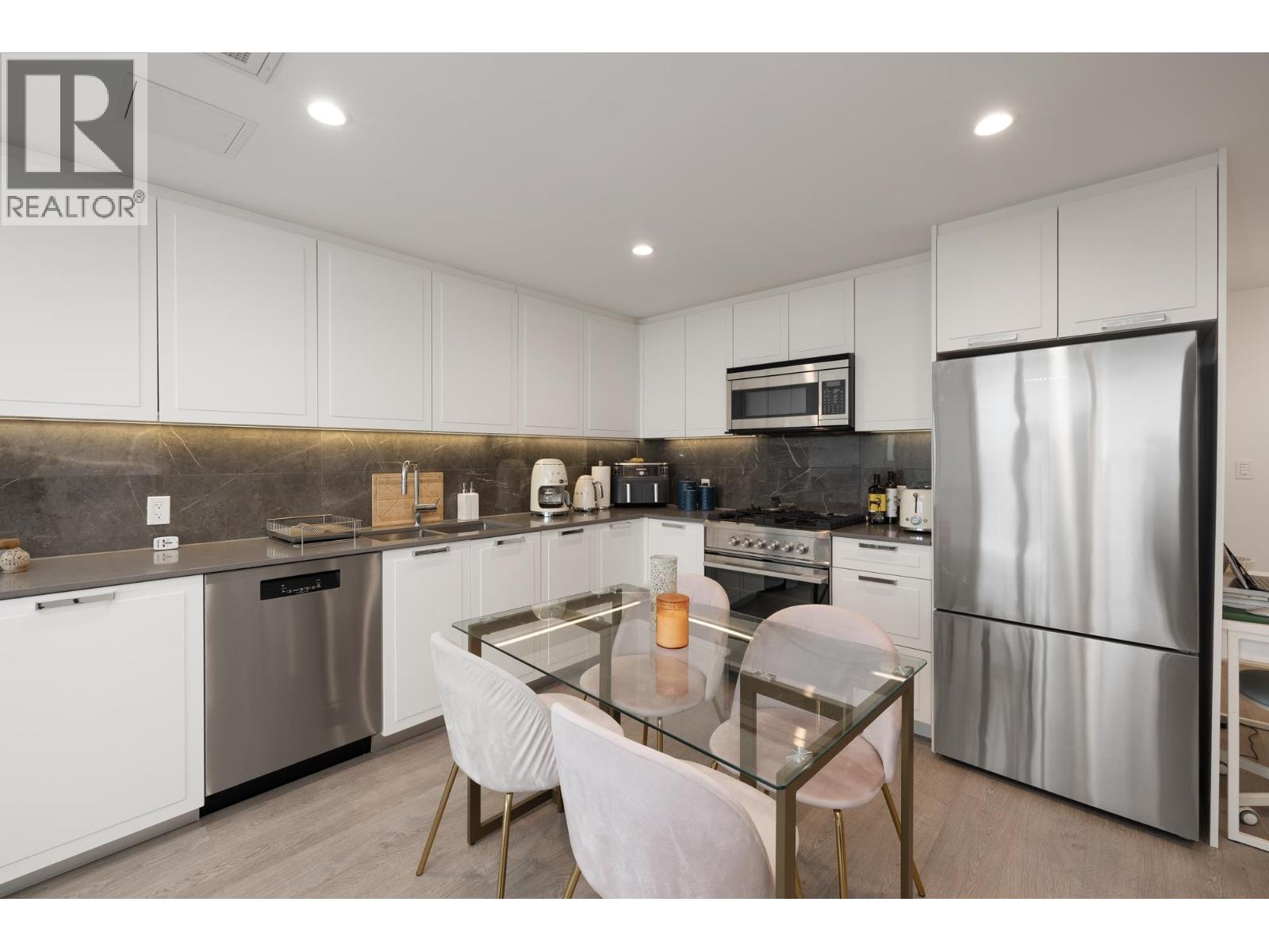 1705 1401 HUNTER STREET