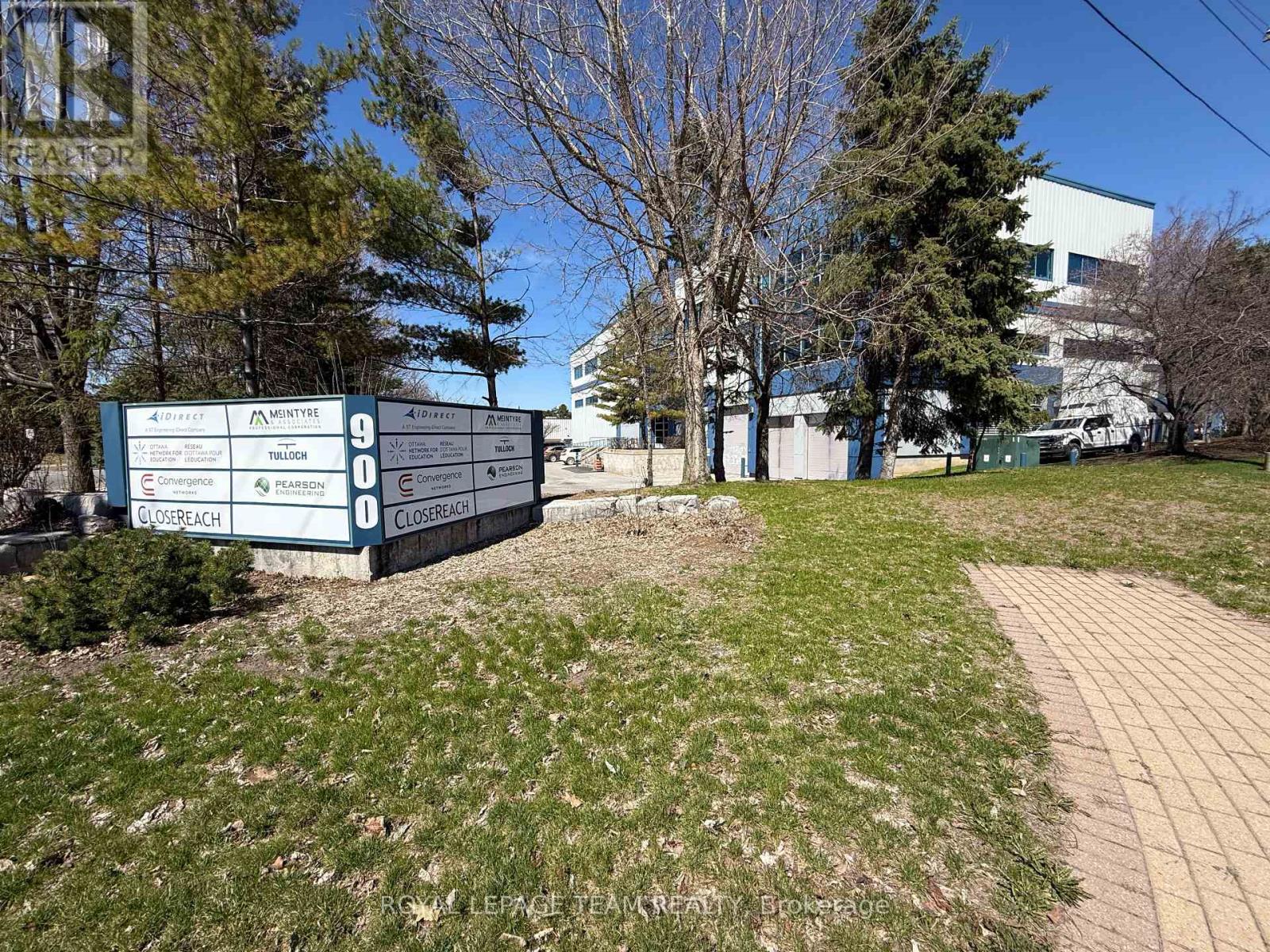 900 MORRISON DRIVE