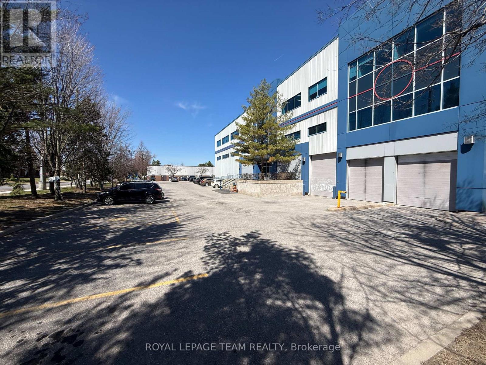 900 MORRISON DRIVE