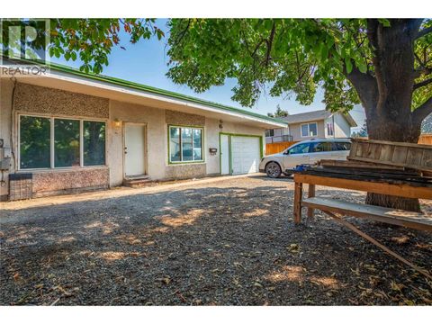 715B Gerstmar Road Kelowna BC V1X4B4