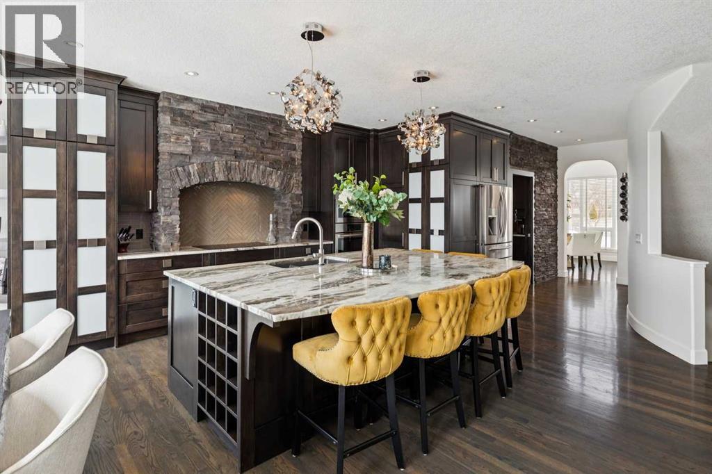 129 Mt Douglas Circle SE