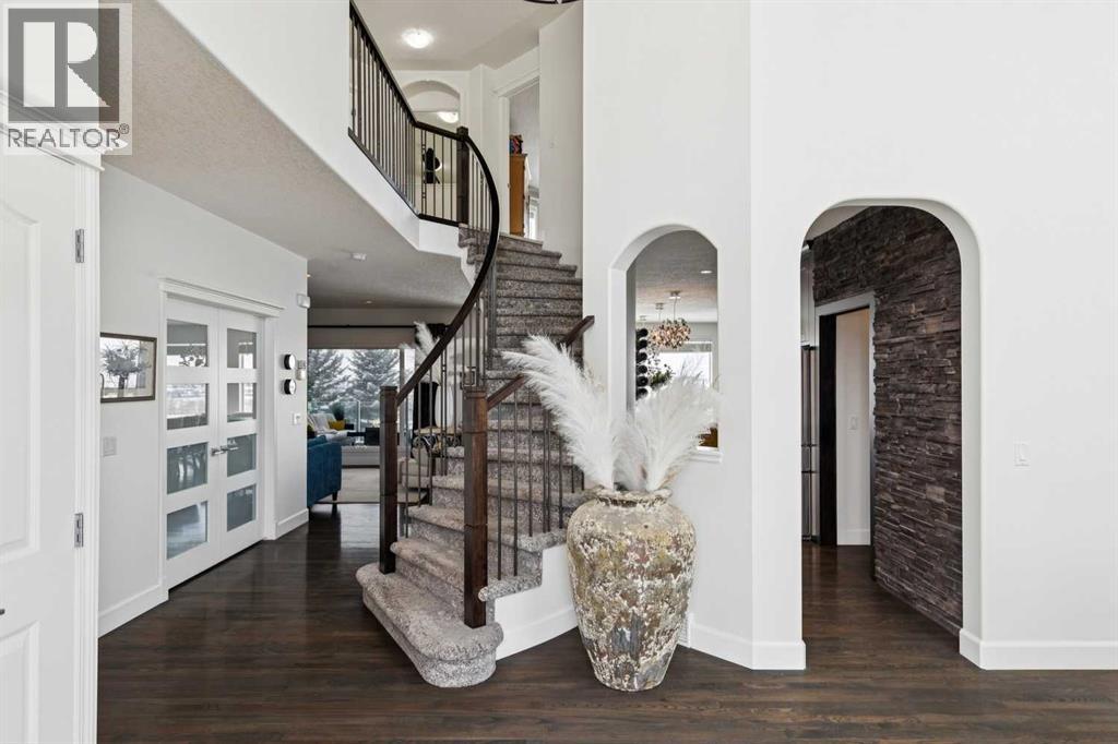 129 Mt Douglas Circle SE