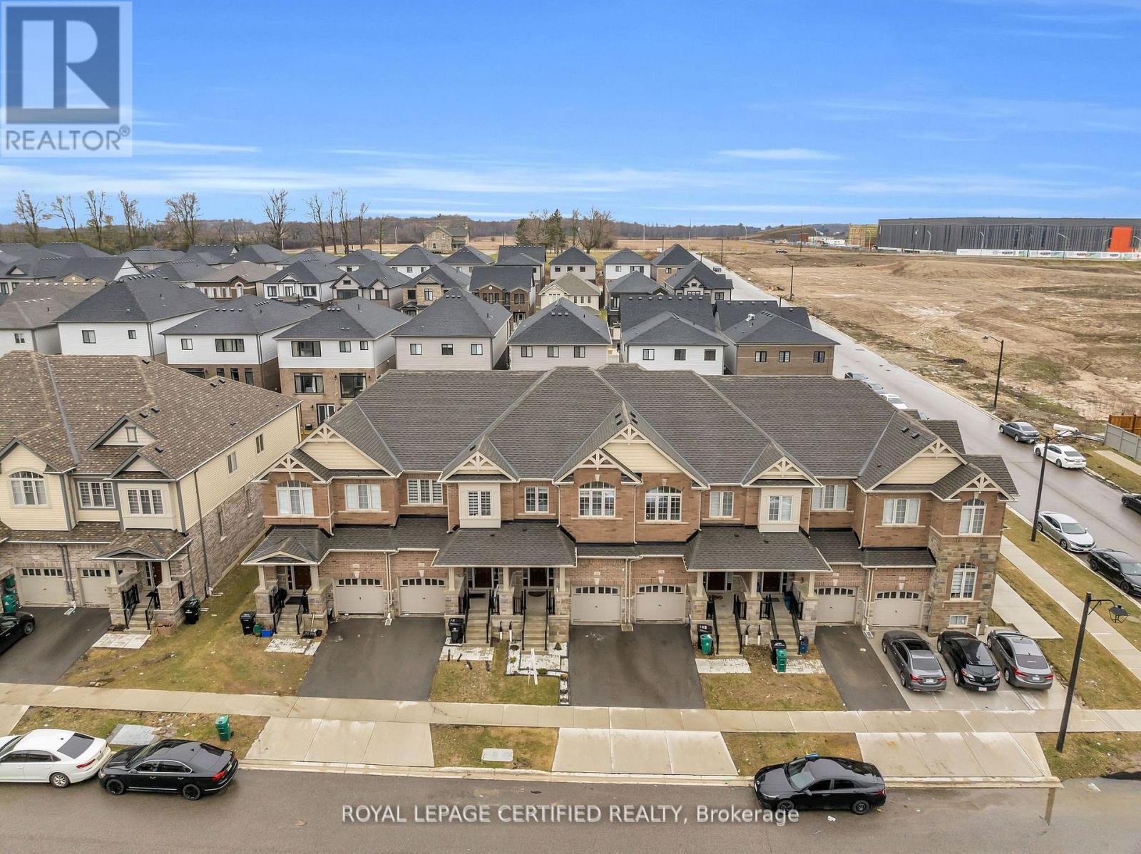 66 GRASSBOURNE AVENUE