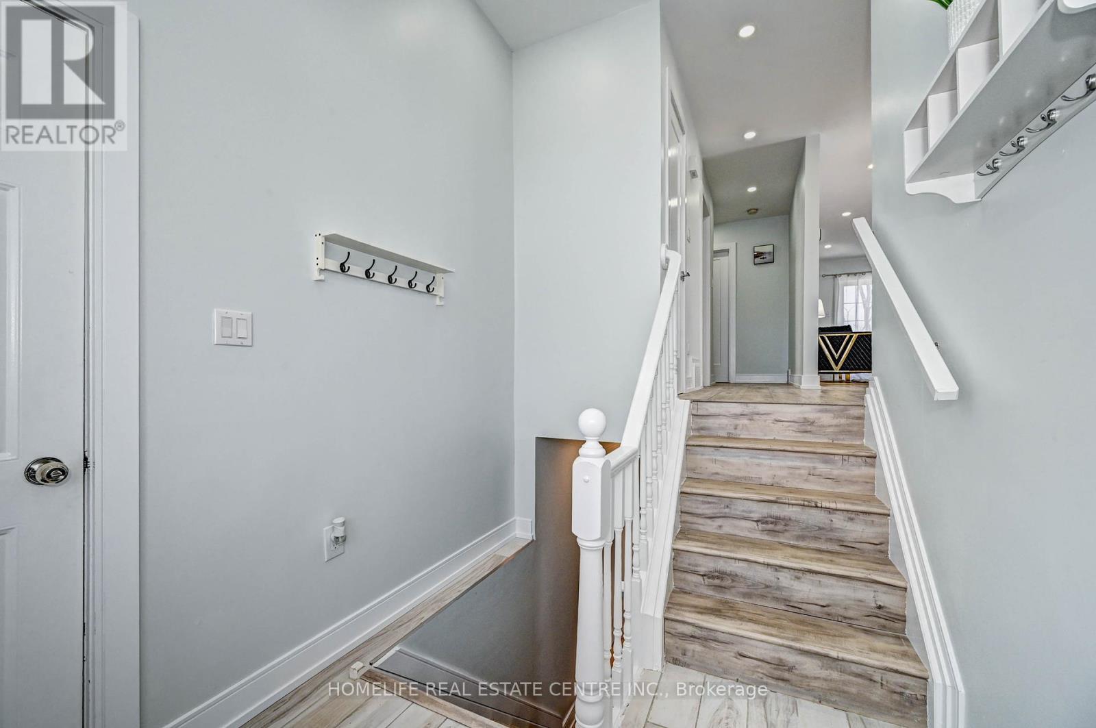 269 CHRISTOPHER DRIVE