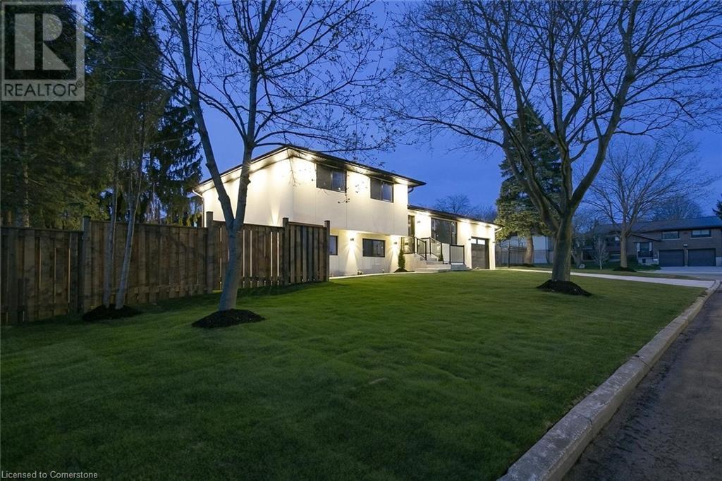 633 GREEN MEADOW Crescent