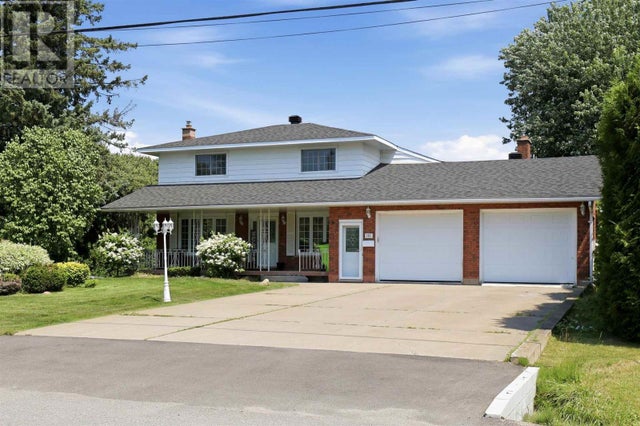 382 Nixon RD