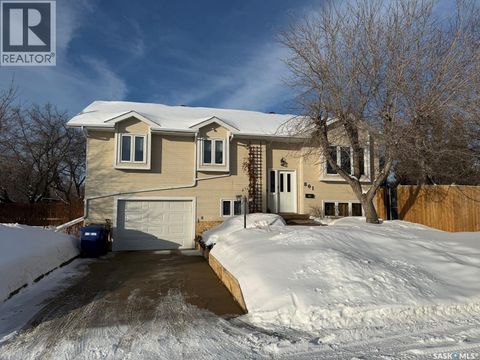 801 2nd AVENUE W Meadow Lake SK S9X1A1