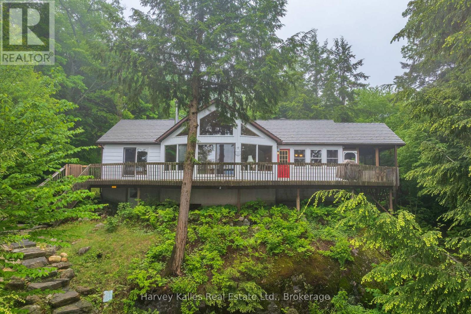 7 BABY LAKE ROAD