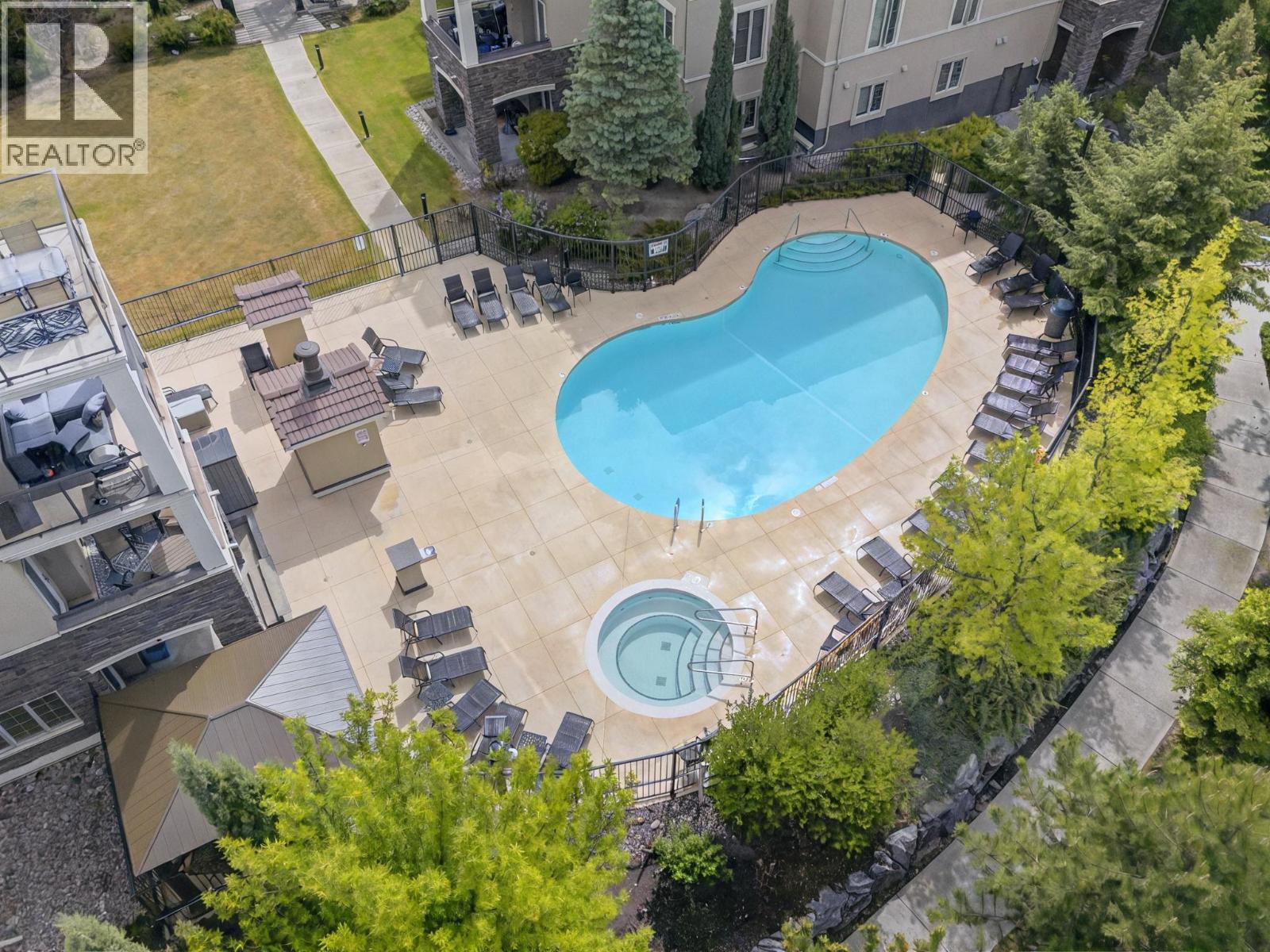 1873 Country Club Drive Unit# 2206