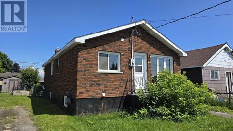 132 McFadden AVE Sault Ste. Marie ON P6C4T2