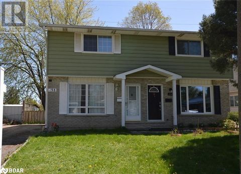 198 PINEDALE Drive Kitchener ON N2E1K3