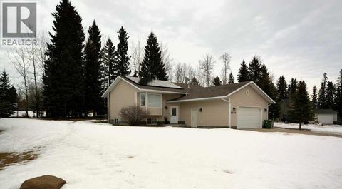6218 12 Avenue S Edson AB T7E1Y5