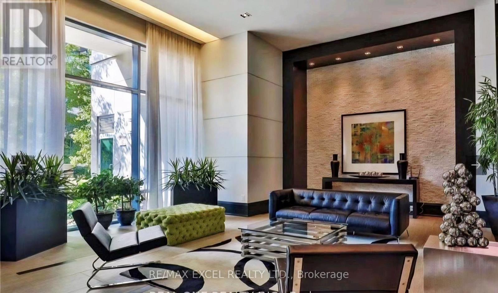 1007 - 17 ANNDALE DRIVE