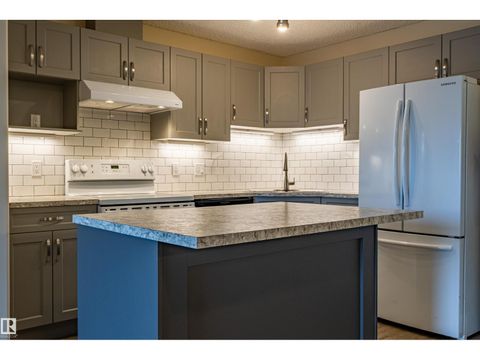 #227 10535 122 ST NW Edmonton AB T5N4B7