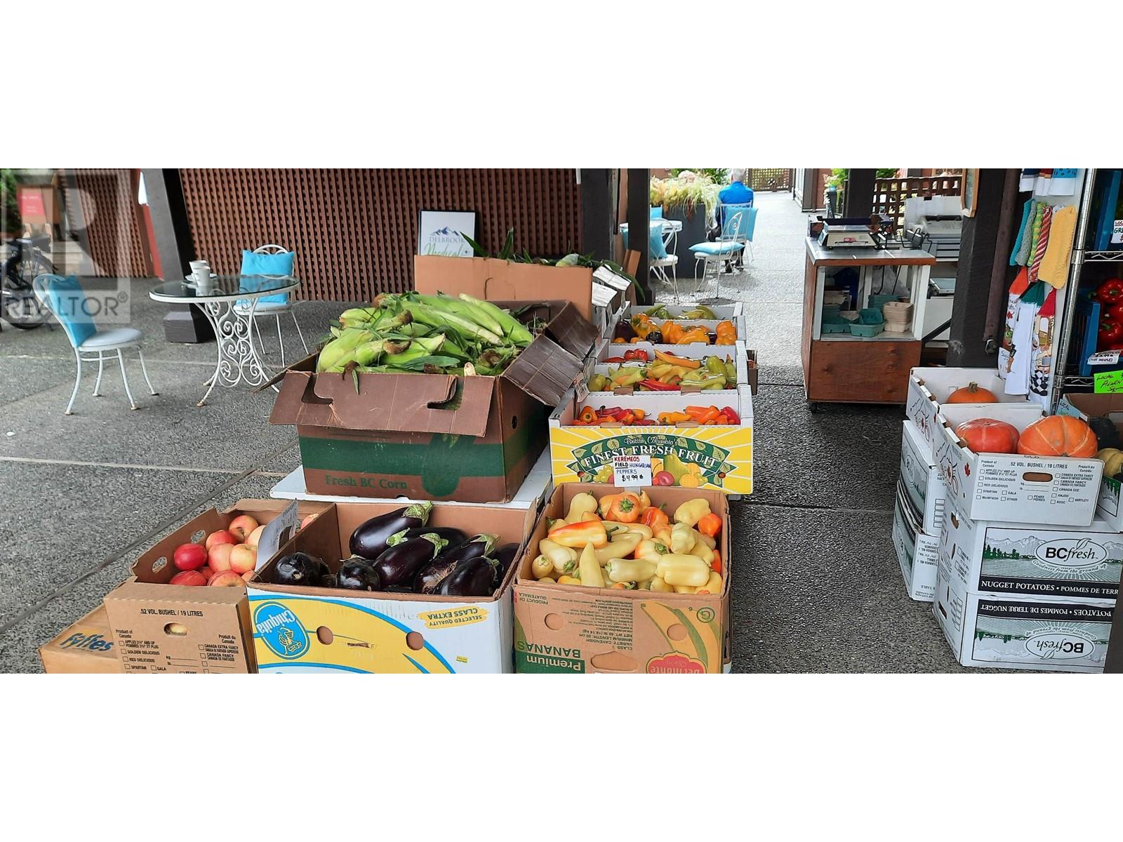 103A 3711 DELBROOK AVENUE