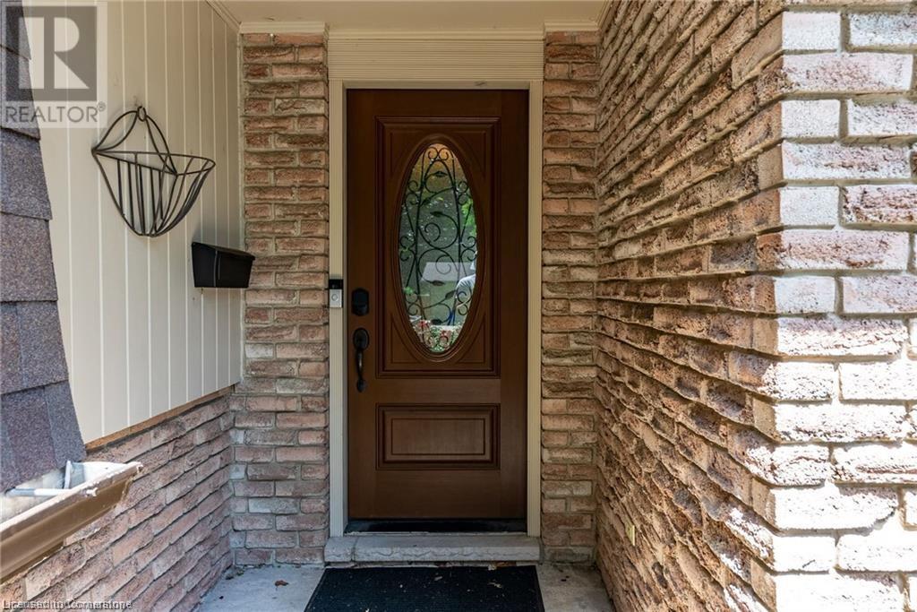 1515 BRENNER Crescent