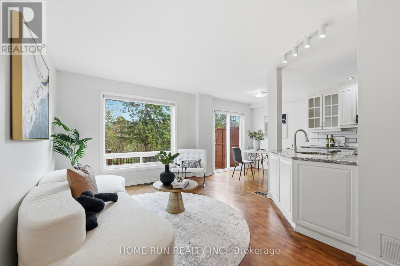 26 HIGHMONT COURT
