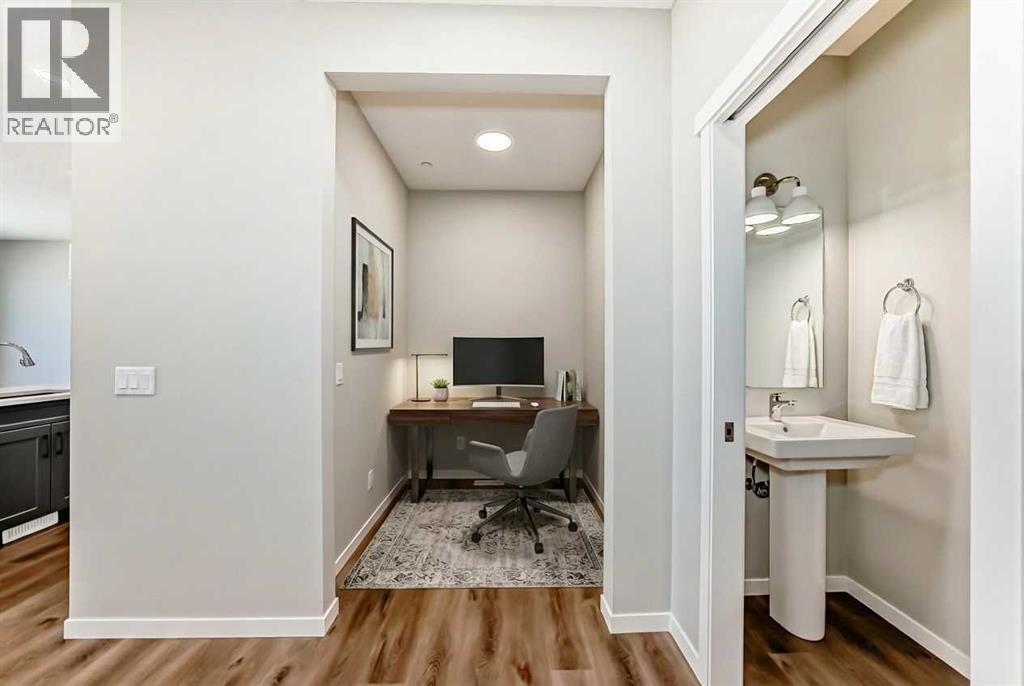 148 Hotchkiss Common SE