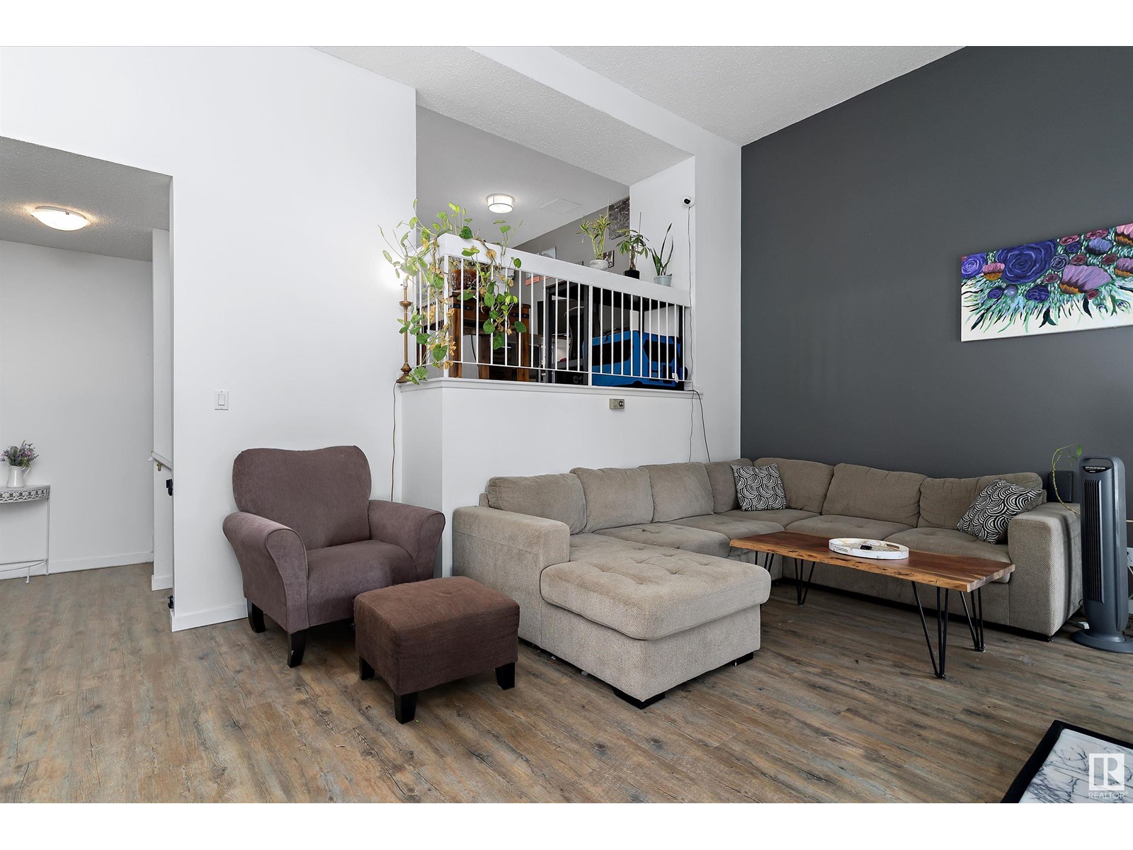 3016 108 ST NW