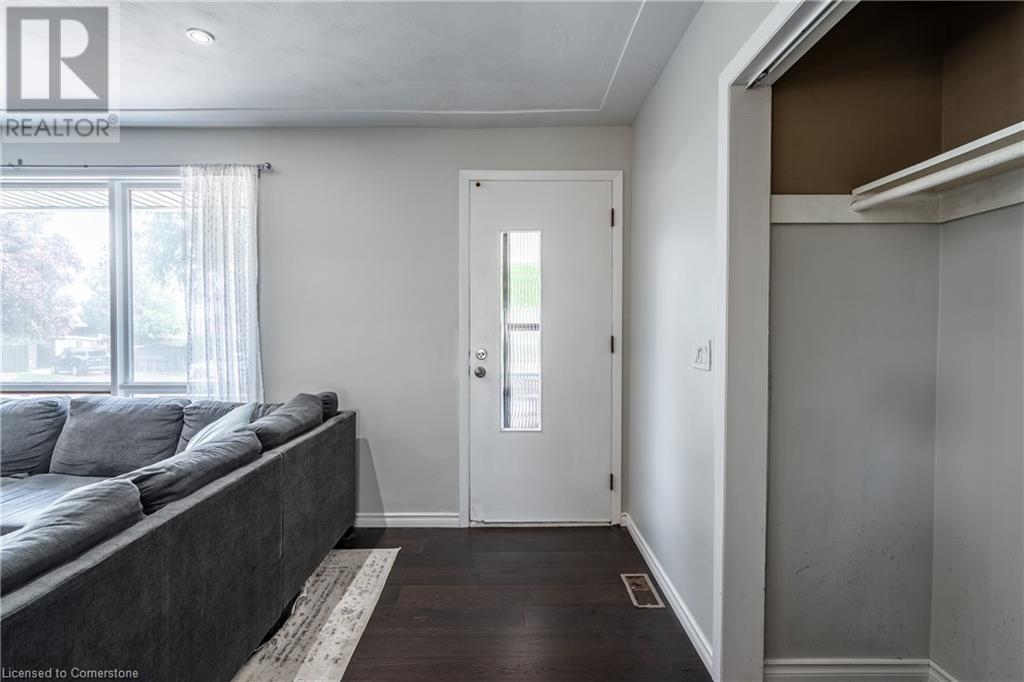 4 HARVARD Avenue