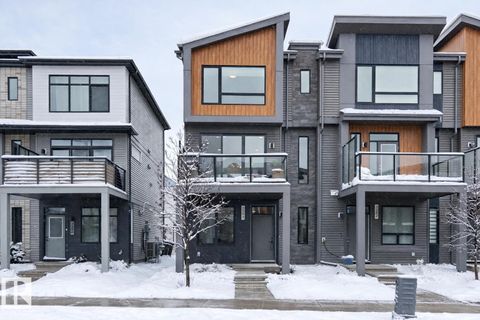 3284 KESWICK WY SW Edmonton AB T6W5N5