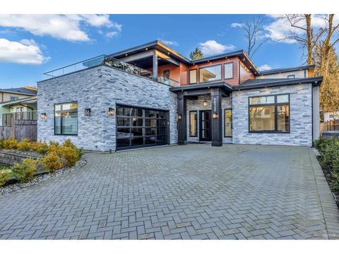 14138 75A AVENUE Surrey BC V3W6T5