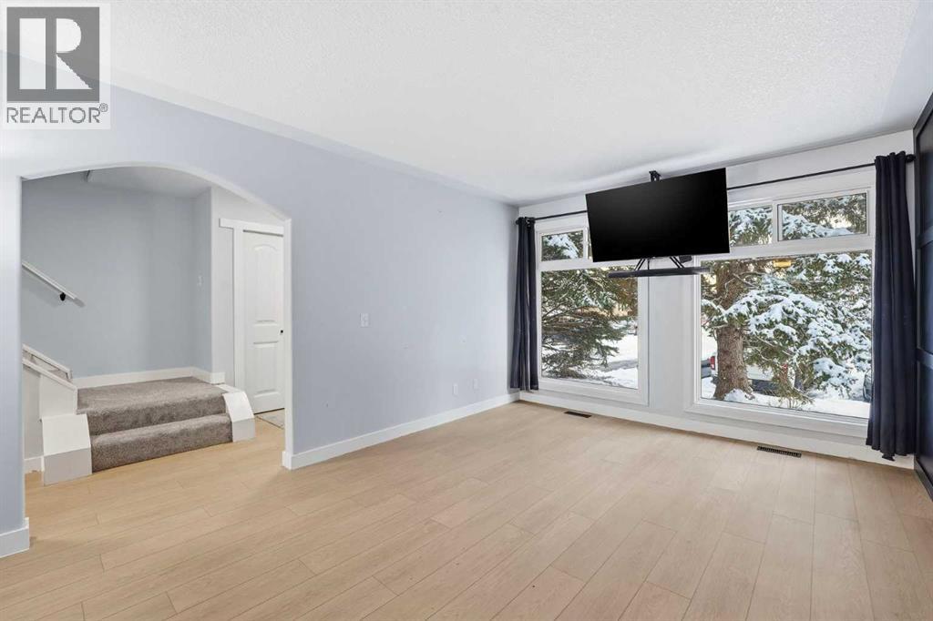 16 Cedarwood Rise SW