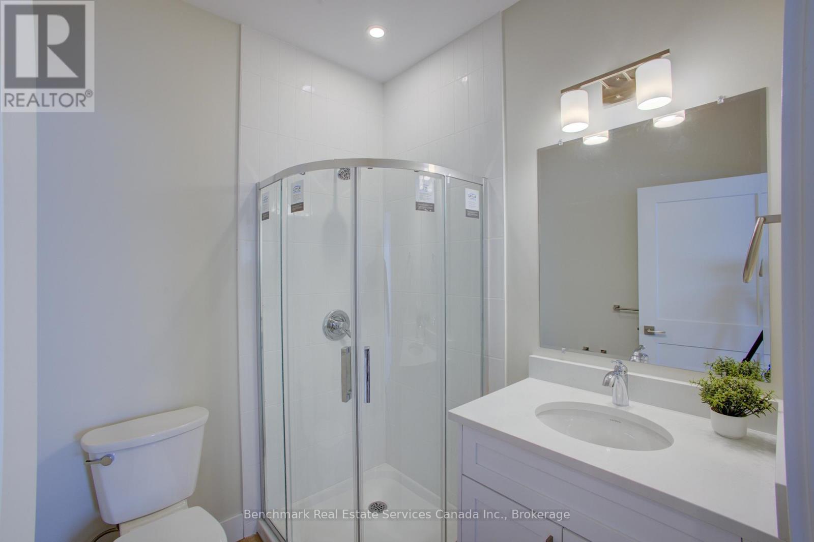 38 - 1182 QUEEN STREET