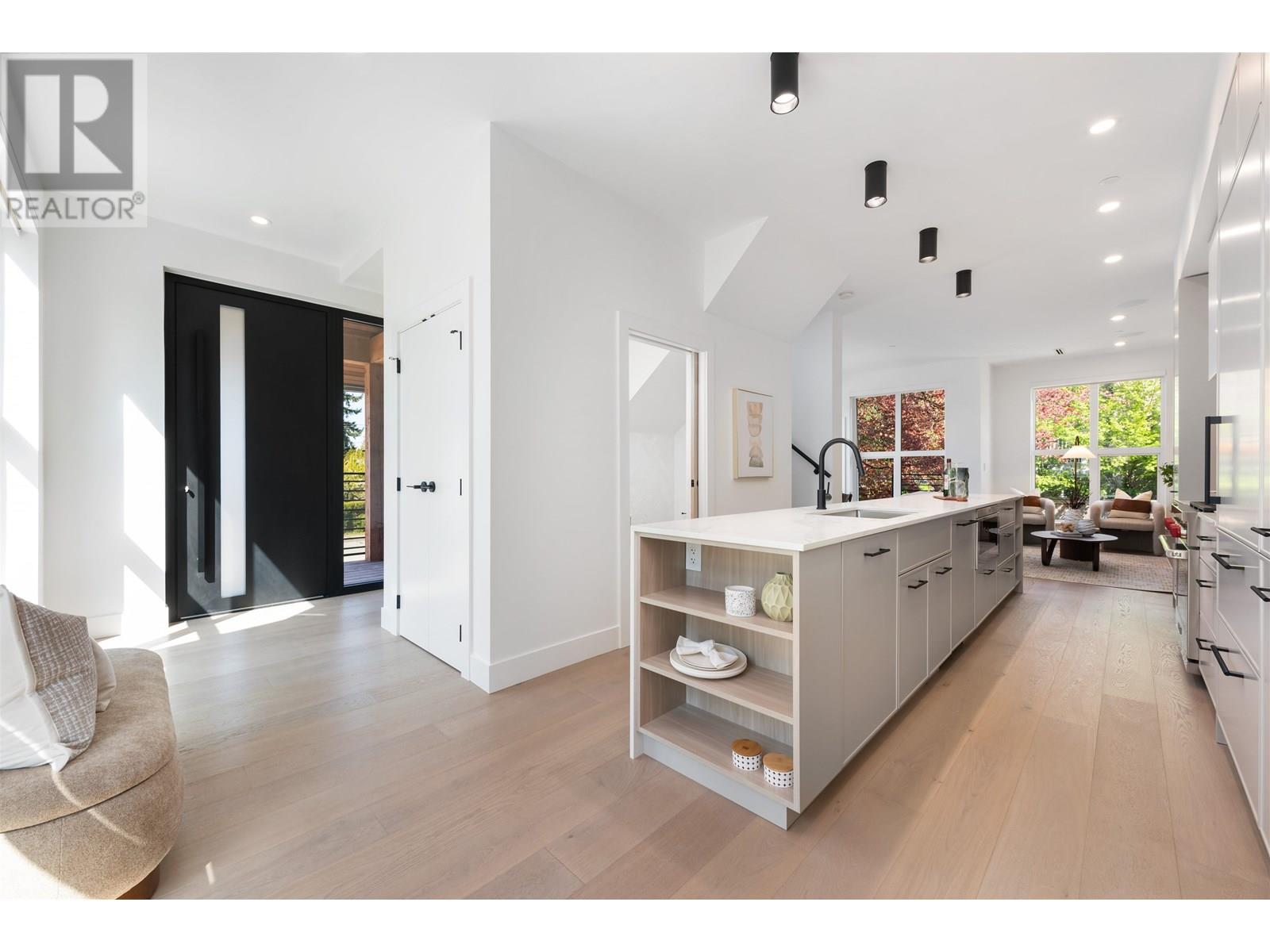 1495 W 52ND AVENUE
