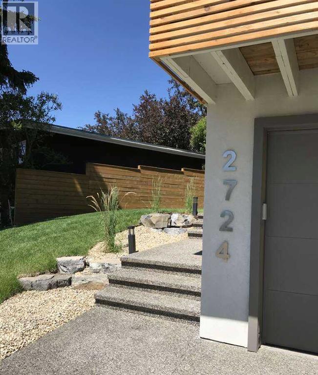 2724 Crawford Road NW