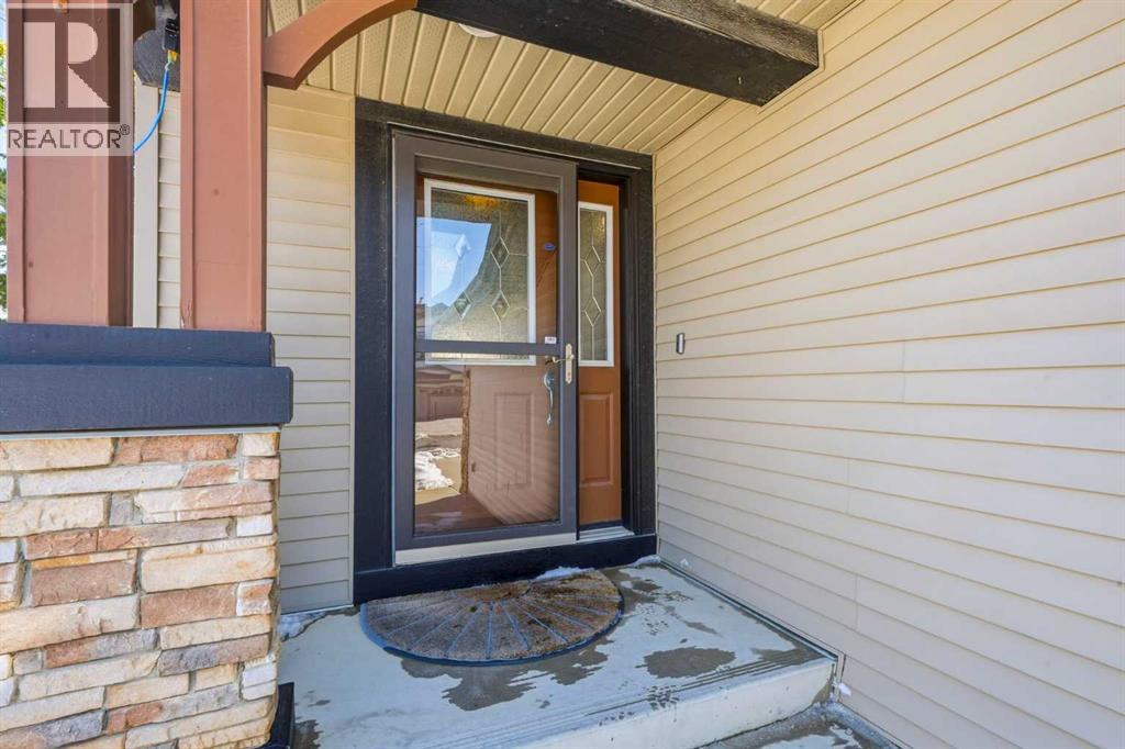 101 Cougarstone Manor SW