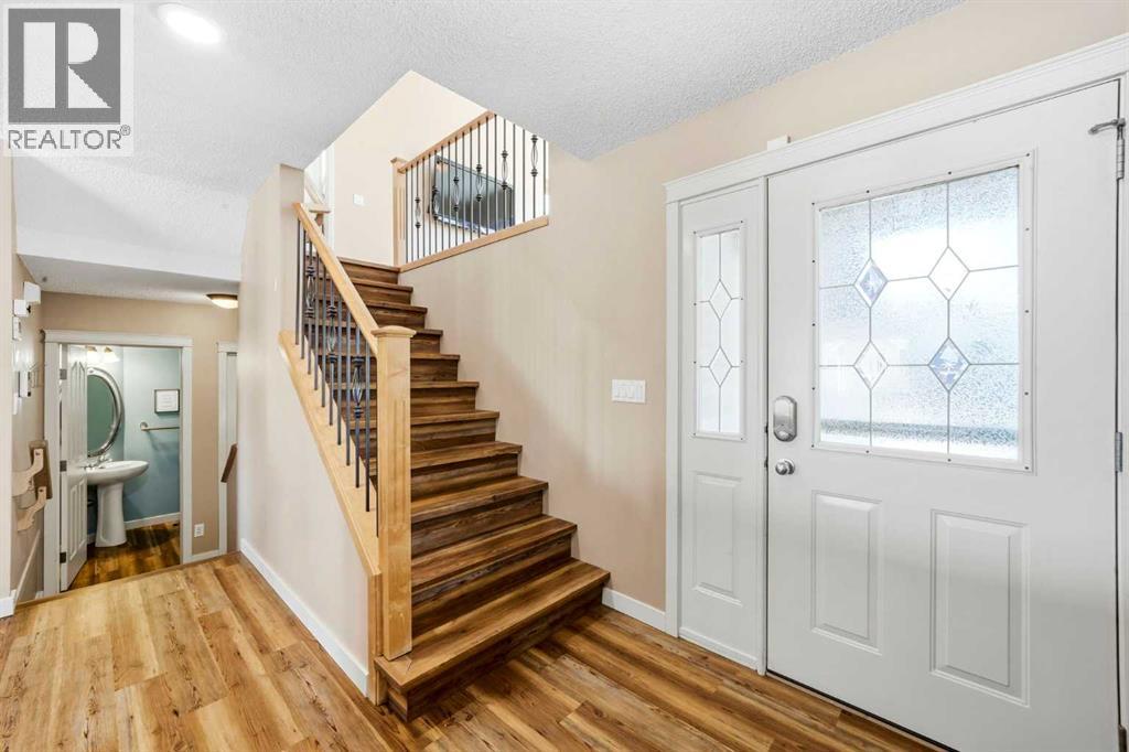 101 Cougarstone Manor SW