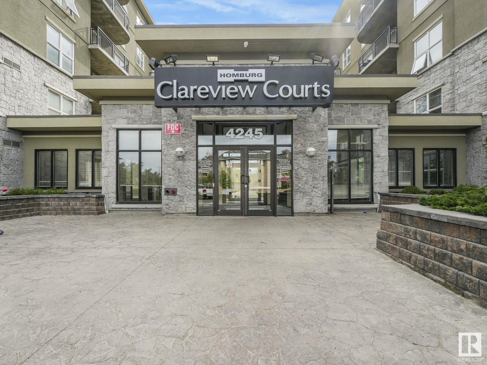 #2-116 4245 139 AV NW