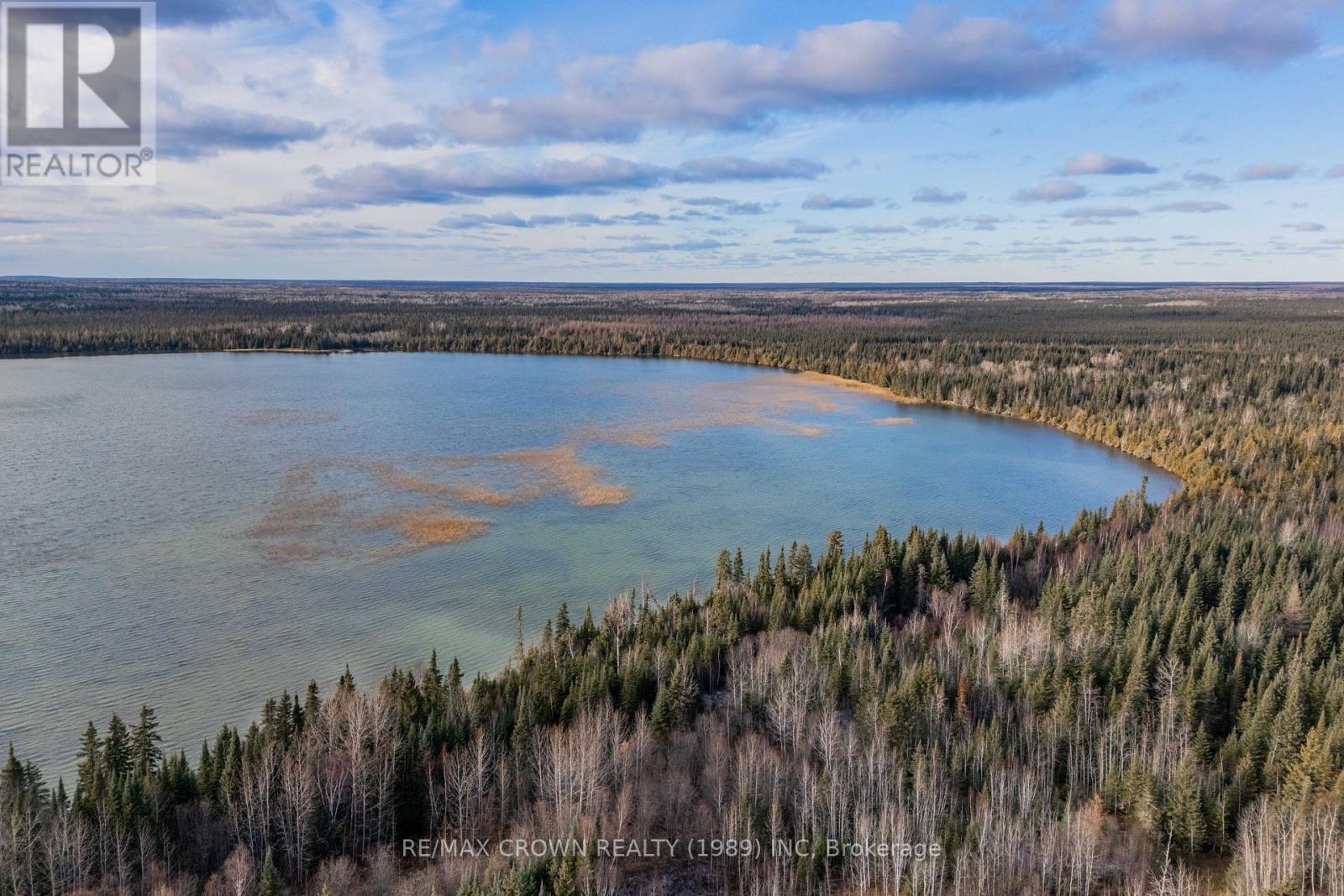 16 SHALLOW LAKE ROAD E