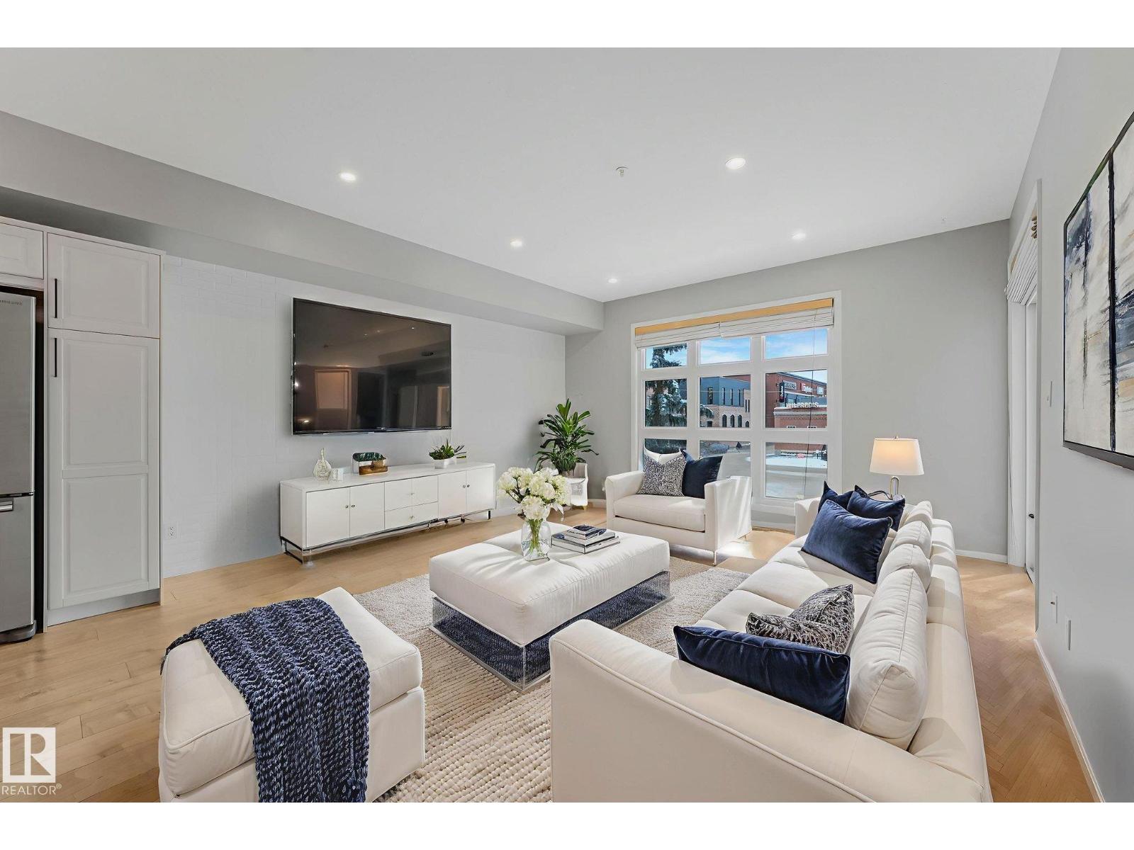 #228 10407 122 ST NW