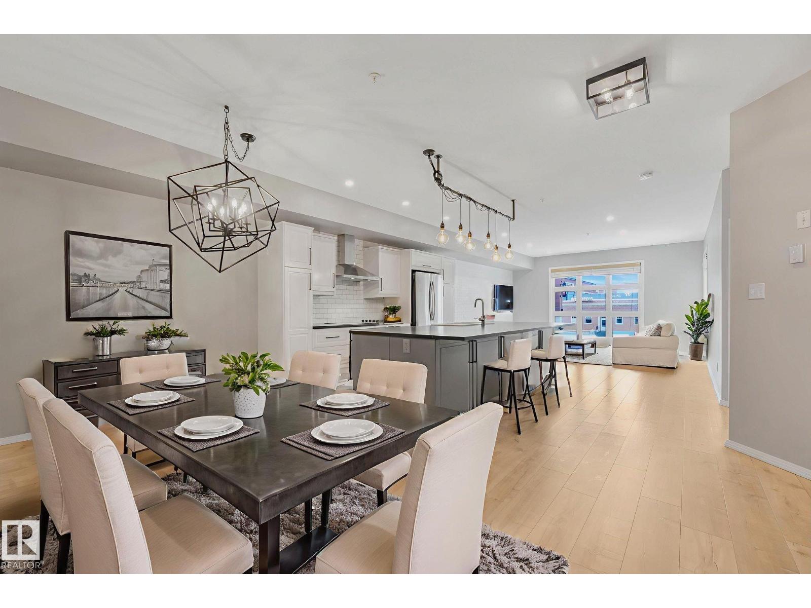 #228 10407 122 ST NW