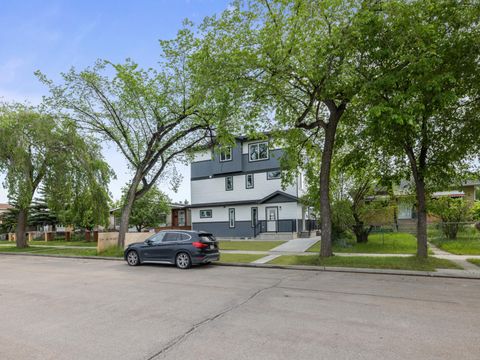 12007 106 Street Edmonton AB T5G2R5