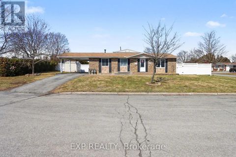 2 FOLKSTONE COURT Ottawa ON K1B4J9