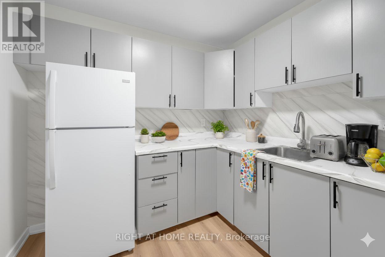 17 - 6 JOHN STREET S